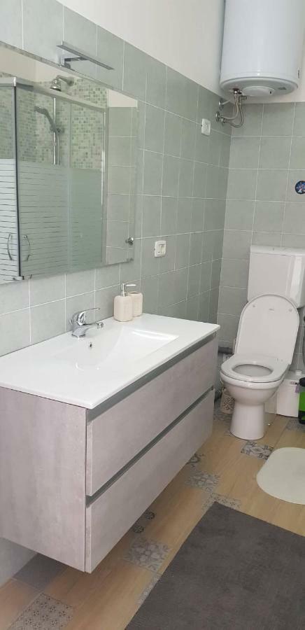 Helloguesthouse Olgiate Comasco Bagian luar foto